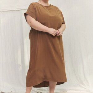 Elizabeth Suzann Georgia Midi Dress S/M in Moss Silk Crepe